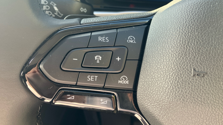 Ford Transit Connect 250 L2 Petrol 1.5 EcoBoost PHEV 150 Limited Van Auto